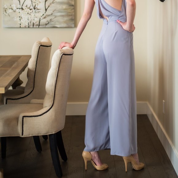 BOUTIQUE ☀️ Lavender Wide Legged Open Backed Jumpsuit - Picture 4 of 6